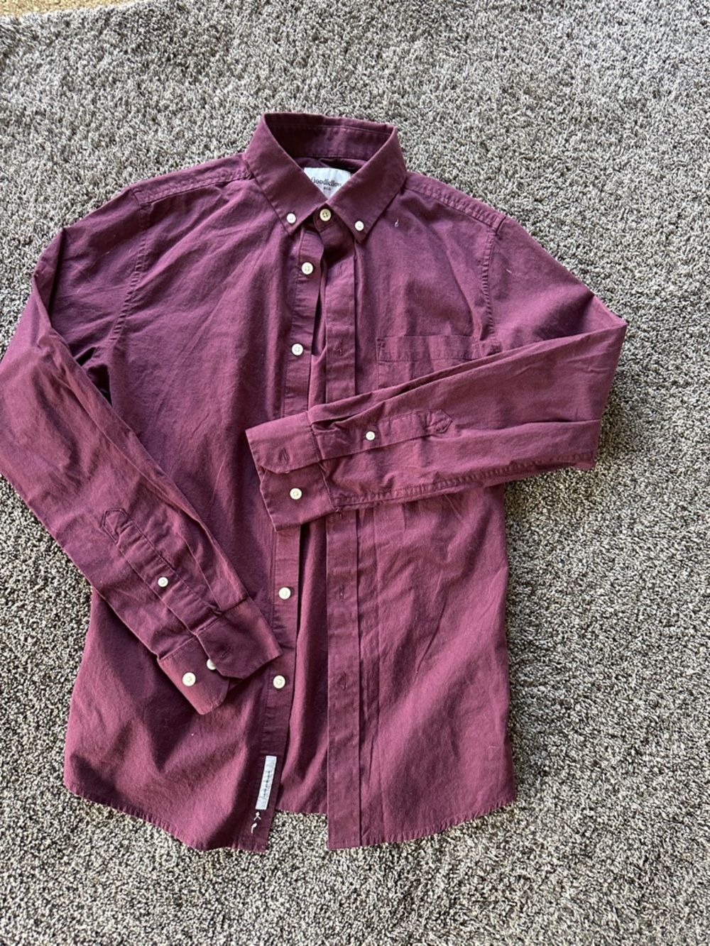 Goodfellow & Co Men’s Slim Small Burgundy Button-Down Shirt